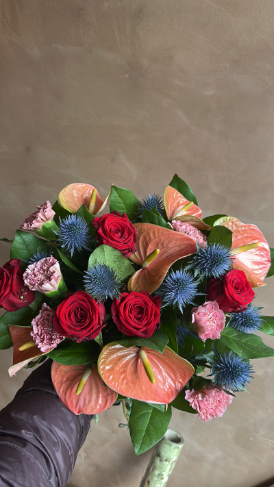 Tropical exotic love - With the beautiful exotic flowers cannot see enough I love you